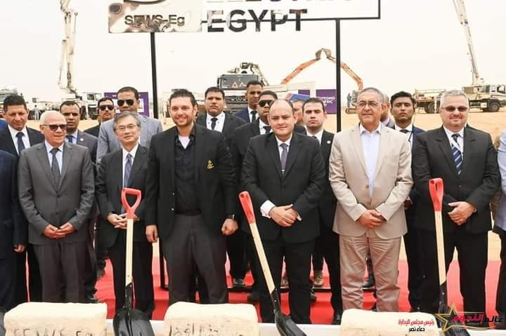 وزير التجارة والصناعة يضع حجر الأساس للمرحلة الأولى لمصنع الضفائر الكهربائية للسيارات التابع لشركة سوميتومو إلكتريك إيجيبت 2 وزير التجارة والصناعة يضع حجر الأساس للمرحلة الأولى لمصنع الضفائر الكهربائية للسيارات التابع لشركة سوميتومو إلكتريك إيجيبت