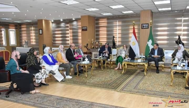 محافظ الشرقية يلتقي سفيرة دولة النرويج لدى القاهرة 