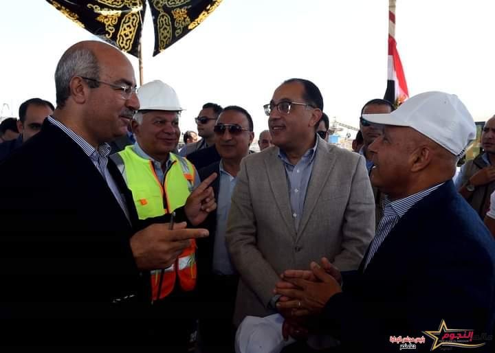 رئيس الوزراء يتابع معدلات تنفيذ عدد من المشروعات الجاري تنفيذها بميناءي الإسكندرية والدخيلة
