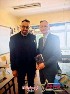 السفير الفرنسي والشاعر والأديب محمد جمعة تجمعهم المرايات
