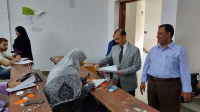 نائب رئيس جامعة بنها لشئون خدمة المجتمع وتنمية البيئة يتفقد الامتحانات بكلية التربية
