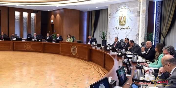 رئيس الوزراء يترأس اجتماع المجلس الأعلى لصناعة السيارات 2 رئيس الوزراء يترأس اجتماع المجلس الأعلى لصناعة السيارات