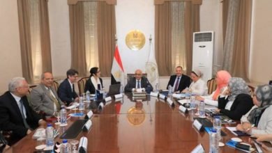 حجازي يبحث مع خبراء إيطاليين في الإنشاءات المعمارية سبل التعاون في ربط المبنى المدرسي بالمجتمع 