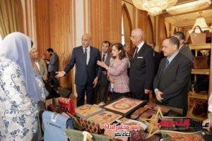 جهاز تنمية المشروعات يقيم معرض "اشتري فن مصري" بالتعاون مع اللجنة الوطنية لمكافحة الهجرة غير الشرعية 2 جهاز تنمية المشروعات يقيم معرض "اشتري فن مصري" بالتعاون مع اللجنة الوطنية لمكافحة الهجرة غير الشرعية