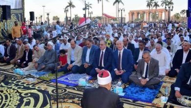 محافظ الأقصر يؤدى صلاة عيد الأضحى المبارك بساحة مسجد ابو الحجاج ومعبد الأقصر