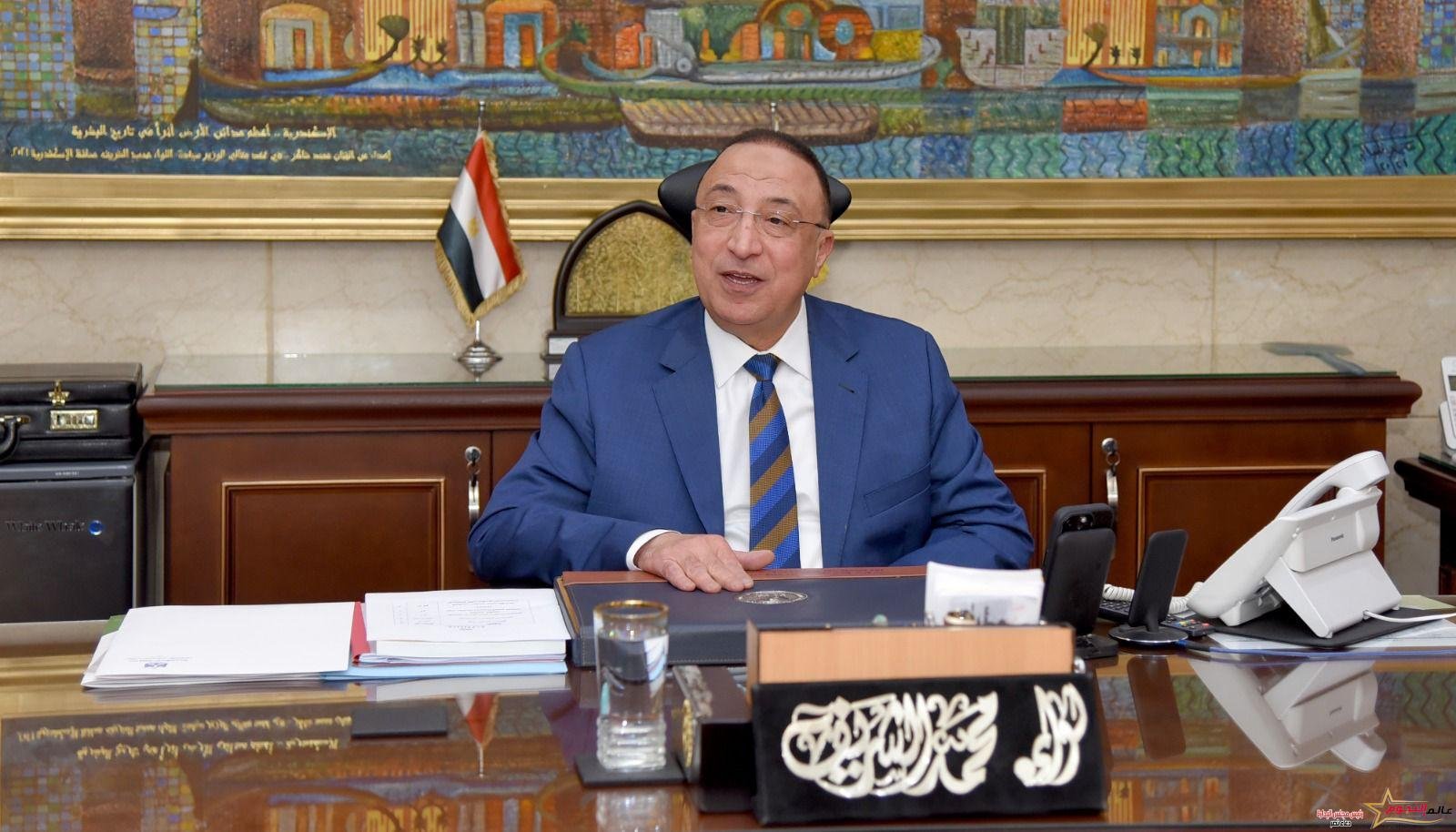 نجوم الفن يقدمون الشكر لمحافظ الاسكندرية اللواء محمد الشريف على مبادرة يوم في عشق الاسكندرية لتنشيط السياحة