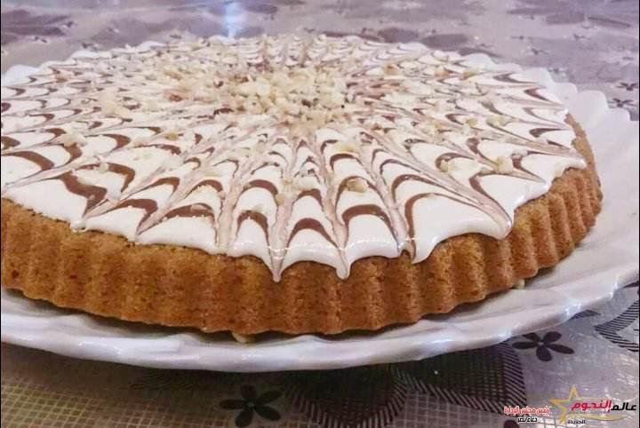كيك البسكويت بالصوص الأبيض ... مقدم من: مطبخ عالم النجوم