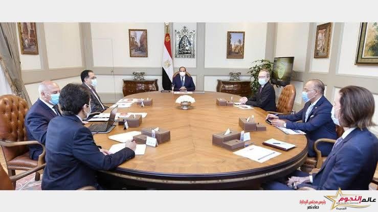 السيسي يستقبل رئيس مجموعة ألستوم الفرنسية "هنري بوبار لافارج" بمقر إقامته في باريس 2 السيسي يستقبل رئيس مجموعة ألستوم الفرنسية "هنري بوبار لافارج" بمقر إقامته في باريس
