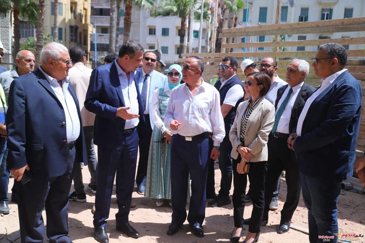 محافظ الإسكندرية يبحث مع رئيس البنك الزراعي المصري تعزيز سبل التعاون 4 محافظ الإسكندرية يبحث مع رئيس البنك الزراعي المصري تعزيز سبل التعاون