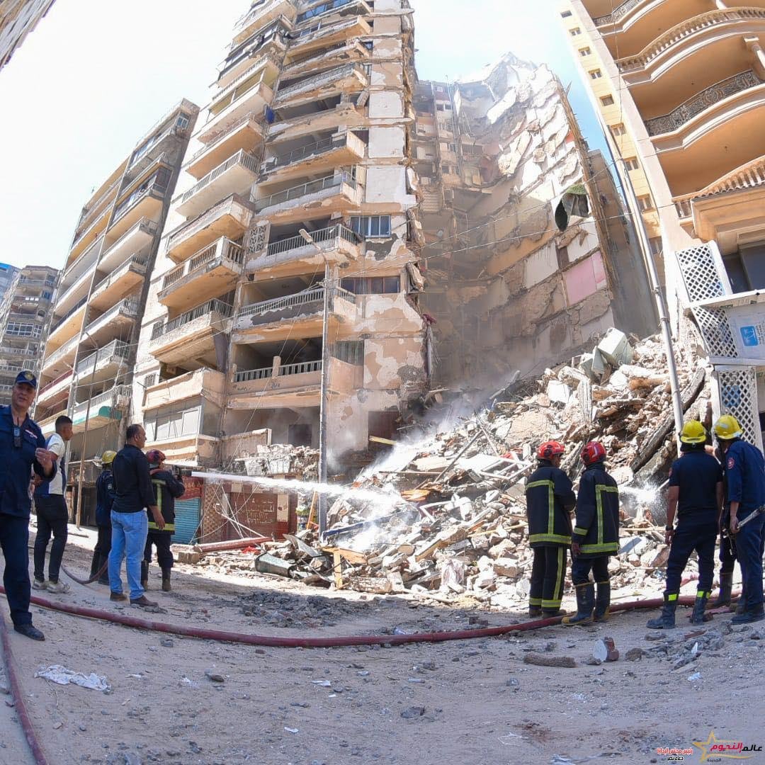 محافظ الإسكندرية يتواجد في موقع حادث انهيار عقار بشارع خليل حمادة