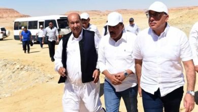 رئيس الوزراء يصل سيوة ويتفقد مكونات مشروع تطوير منظومة إدارة الري والصرف بالواحة