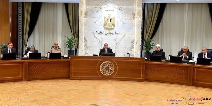 رئيس الوزراء يوجه الوزراء المعنيين بسرعة تنفيذ مشروعات تطوير الخدمات بواحة سيوة
