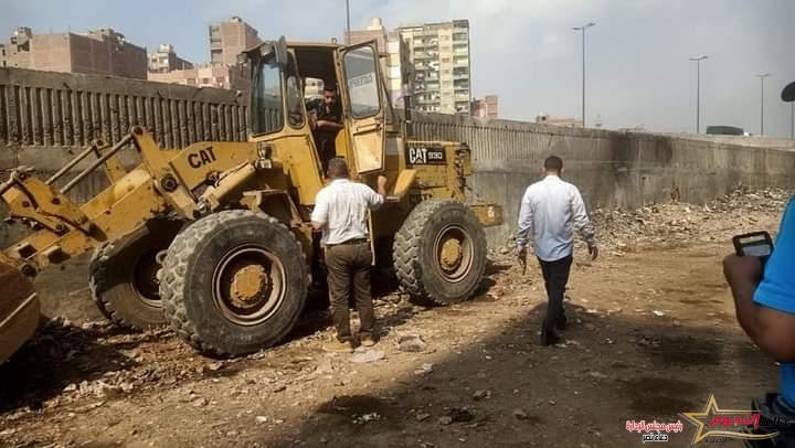 محافظ الجيزة حملات رفع كفاءة وتمهيد الطرق المجاورة للطريق الدائري ورفع المخلفات والردش بالعمرانية 1 محافظ الجيزة حملات رفع كفاءة وتمهيد الطرق المجاورة للطريق الدائري ورفع المخلفات والردش بالعمرانية