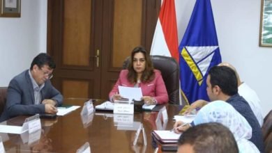 محافظ دمياط تناقش أعمال الخطة الاستثمارية للعام المالى الجارى