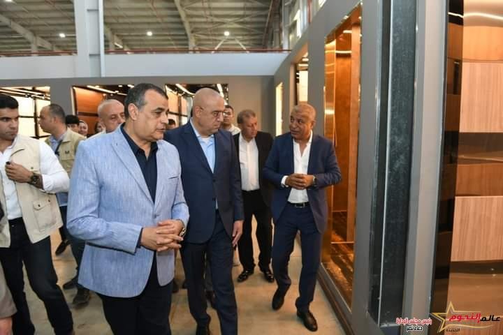 وزيرا "الإنتاج الحربي" و"الإسكان" يتفقدان "مصنع إنتاج المصاعد الكهربائية" 3 وزيرا "الإنتاج الحربي" و"الإسكان" يتفقدان "مصنع إنتاج المصاعد الكهربائية"