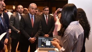 وزير العمل يفتتح ملتقى توظيف يوفر فرص عمل في 70 شركة إتصالات وتكنولوجيا معلومات