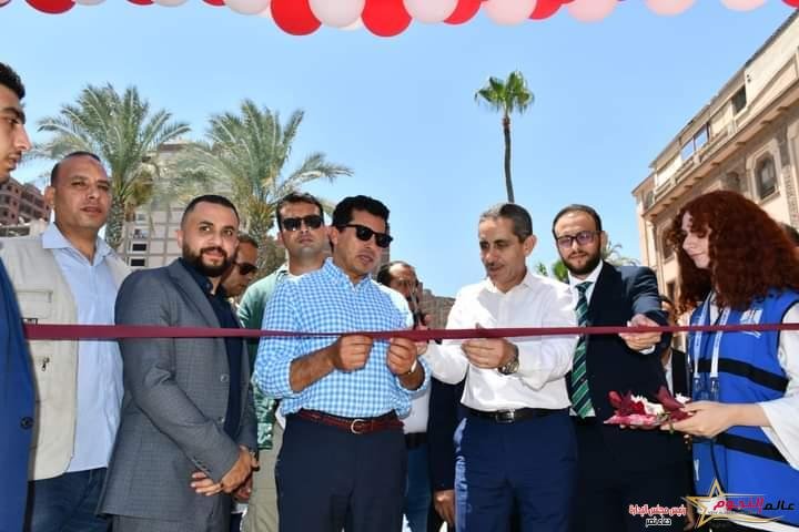 وزير الشباب والرياضة ومحافظ الغربية يتفقدان نادي بلدية المحلة 2 وزير الشباب والرياضة ومحافظ الغربية يتفقدان نادي بلدية المحلة