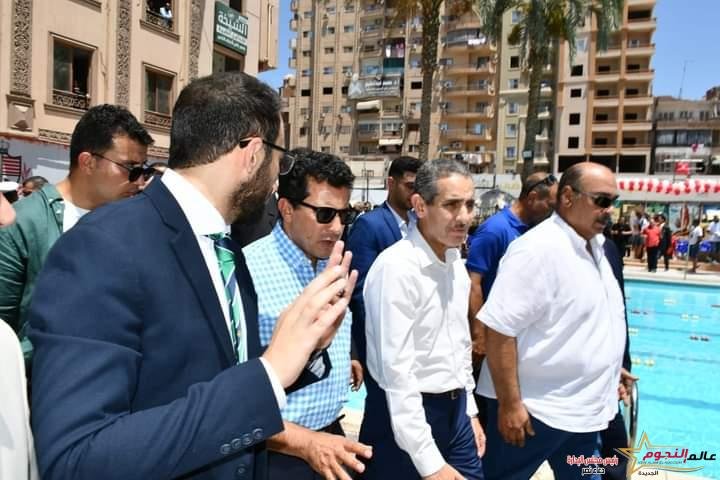 وزير الشباب والرياضة ومحافظ الغربية يتفقدان نادي بلدية المحلة 3 وزير الشباب والرياضة ومحافظ الغربية يتفقدان نادي بلدية المحلة