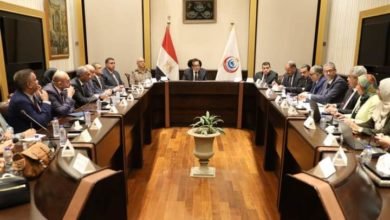 وزير الصحة يتابع مستجدات العمل في مراقبة عمليات نقل الدم 