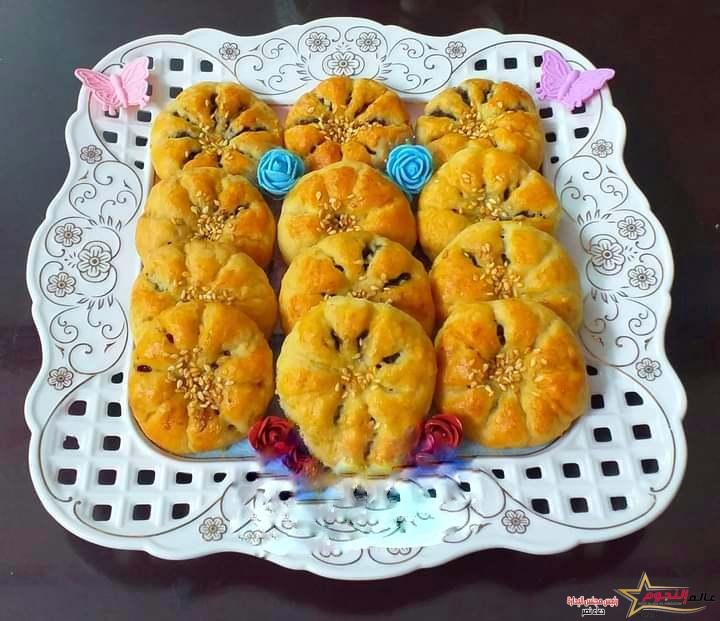 فطائر العجوة ... مقدمة من الشيف : شوشو عرابي