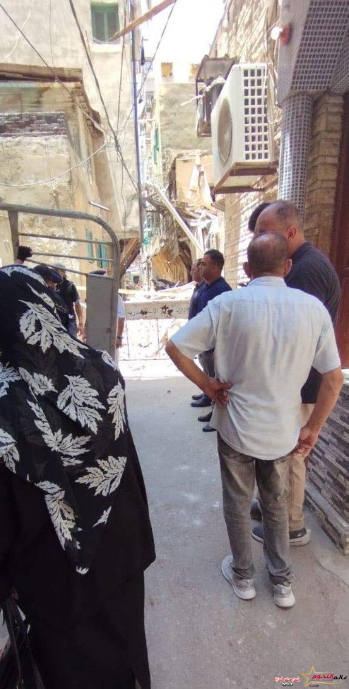 محافظ الإسكندرية يكلف جميع الأجهزة المعنية بالتعامل الفوري مع حادث إنهيار عقار بحي الجمرك