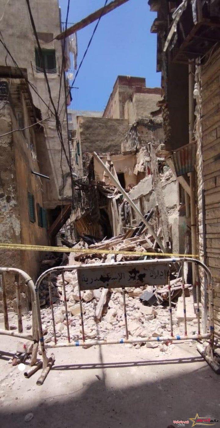 محافظ الإسكندرية يكلف جميع الأجهزة المعنية بالتعامل الفوري مع حادث إنهيار عقار بحي الجمرك