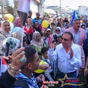 محافظ الإسكندرية يطلق فعاليات العيد القومي ال71 للإسكندرية بموكب مهيب علي طول الكورنيش 3 محافظ الإسكندرية يطلق فعاليات العيد القومي ال71 للإسكندرية بموكب مهيب علي طول الكورنيش