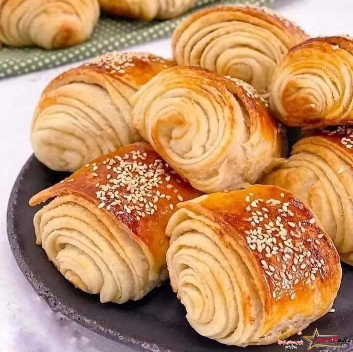باتيه بالجبنة الشيدر ...مقدم من: مطبخ عالم النجوم 