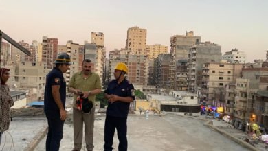 محافظ الإسكندرية يكلف جميع الأجهزة المعنية بالتعامل الفوري مع حادث سقوط بلكونة بحي شرق