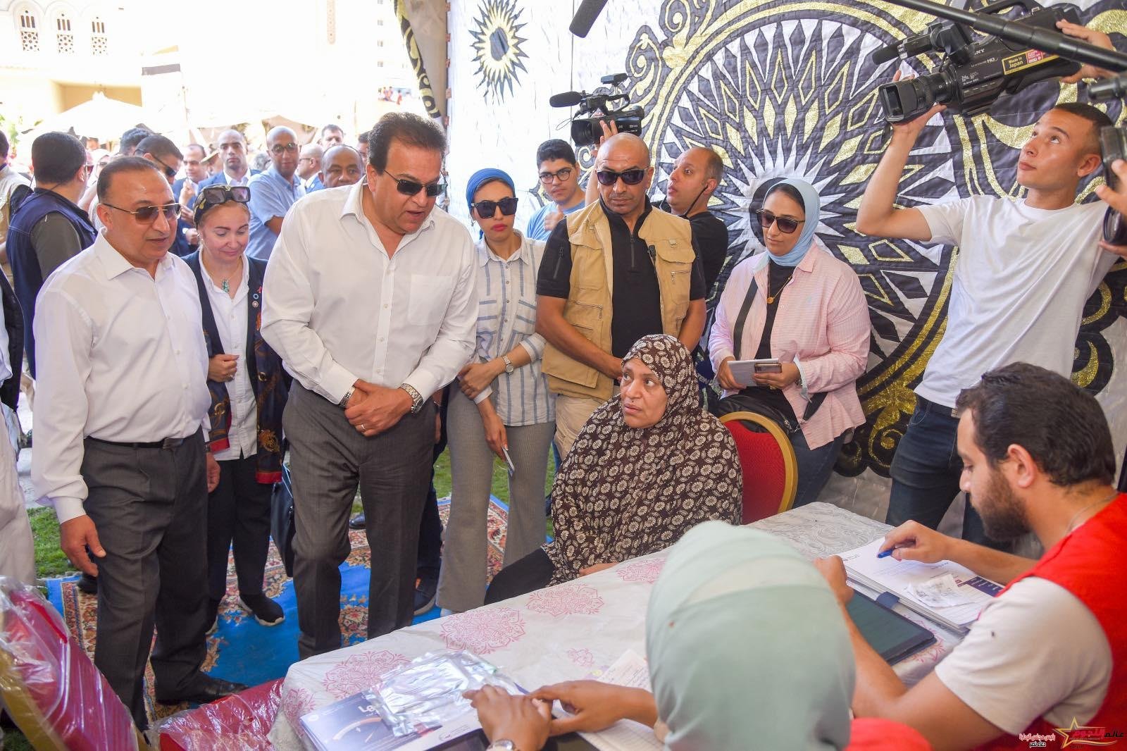 وزير الصحة ومحافظ الإسكندرية يتفقدان مقرات حملة 100 يوم صحة للوقوف على مؤشرات عمل المبادرة 7 وزير الصحة ومحافظ الإسكندرية يتفقدان مقرات حملة 100 يوم صحة للوقوف على مؤشرات عمل المبادرة