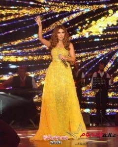 يارا تتألق بالأزياء الحالمة وتلهم عاشقات الموضة