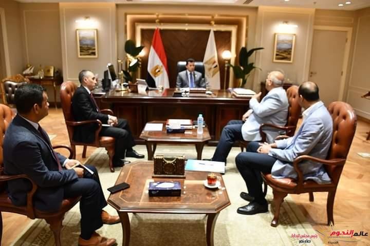 صبحي يلتقي رئيس الاتحاد المصري للرماية بمقر الوزارة بالحي الحكومي بالعاصمة الإدارية الجديدة 2 صبحي يلتقي رئيس الاتحاد المصري للرماية بمقر الوزارة بالحي الحكومي بالعاصمة الإدارية الجديدة