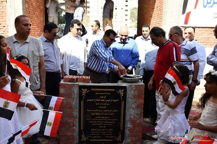 صبحي ومحافظ الجيزة يفتتحان عدد من المشروعات بمركز شباب الكوم الأخضر
