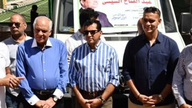 وزير الشباب ومحافظ الجيزة يضعان حجر الاساس لحمام سباحة بمركز الشباب الدولى بكفر طهرمس