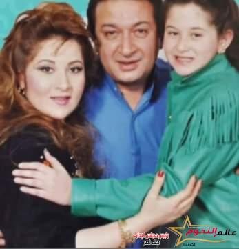 مي نورالشريف تحيي الذكرى الثامنة لوفاة والدها 