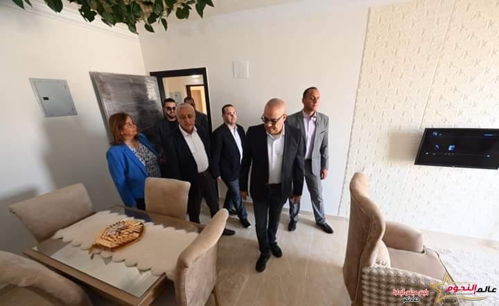 وزير الإسكان يتجول بمواقع وحدات المبادرة الرئاسية "سكن كل المصريين" بمدينة 15 مايو
