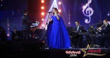ريهام عبد الحكيم تتألق في مهرجان العلمين الجديدة