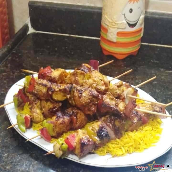 شيش طاووق مشوي على الجريل ... مقدم من الشيف: مديحة محمد 2 شيش طاووق مشوي على الجريل ... مقدم من الشيف: مديحة محمد