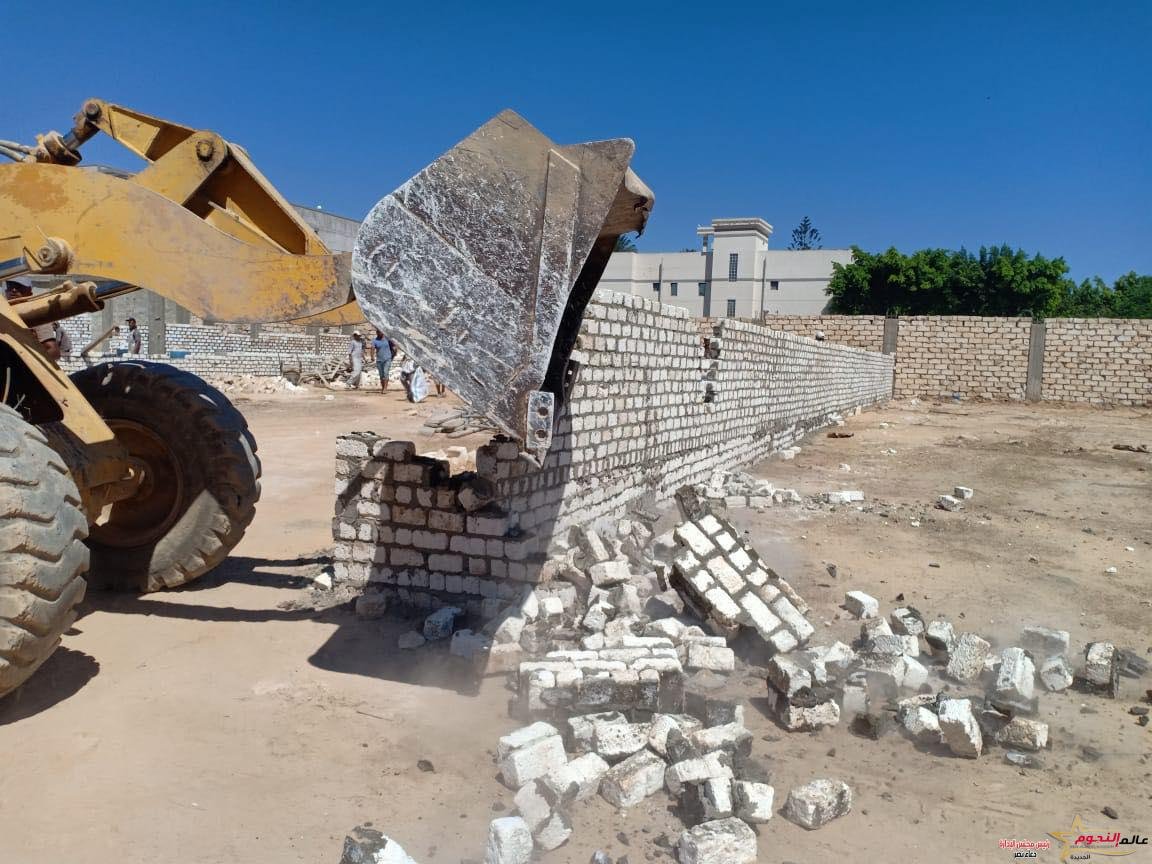 الشريف يشدد على شن حملات دورية ومفاجئة للتصدي للتعديات على أملاك الدولة