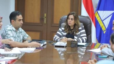 محافظ دمياط تناقش عدد من الملفات الخاصة بمنطقة الامتداد العمرانى بمدينة رأس البر