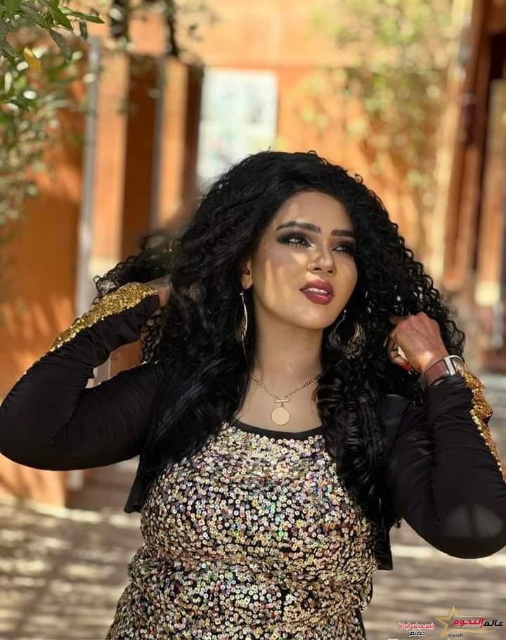 "جواهر" في أحدث جلسة تصوير لها عبر الفيسبوك 2 جواهر في أحدث جلسة تصوير لها عبر الفيسبوك