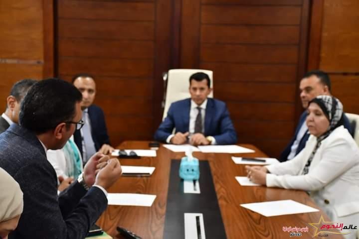 وزير الشباب والرياضة يبحث سبل تعزيز التعاون المشترك مع خدمات نقل الدم بوزارة الصحة