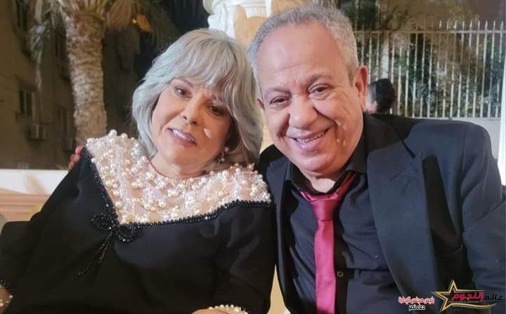 الفنان محمد محمود يشعر بالسعادة مع "صاحبة السعادة"