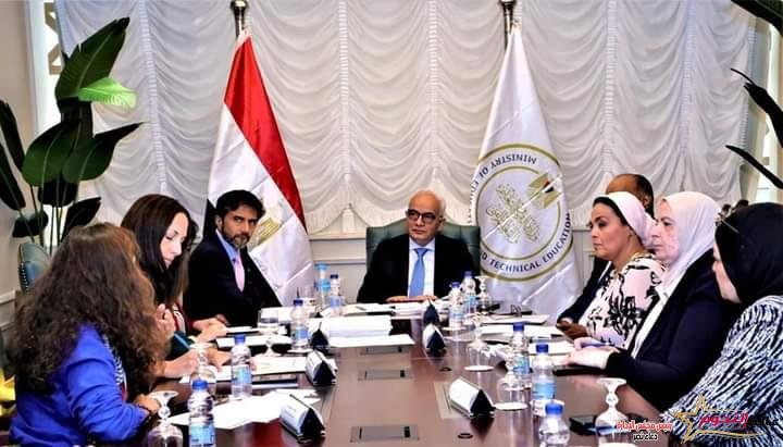 حجازي يبحث مع وفد منظمة يونيسف مصر أوجه التعاون المشترك لتطوير التعليم قبل الجامعي