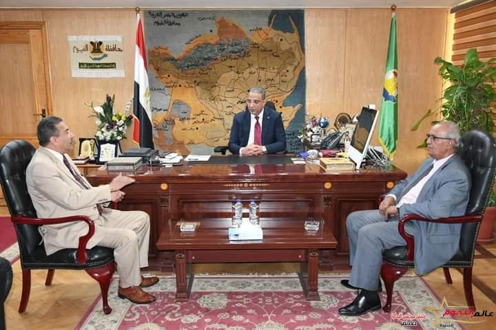 محافظ الفيوم يبحث مع مسئولي شركة "بتروسيلا" آليات التعاون المشترك في المجالات الخدمية 