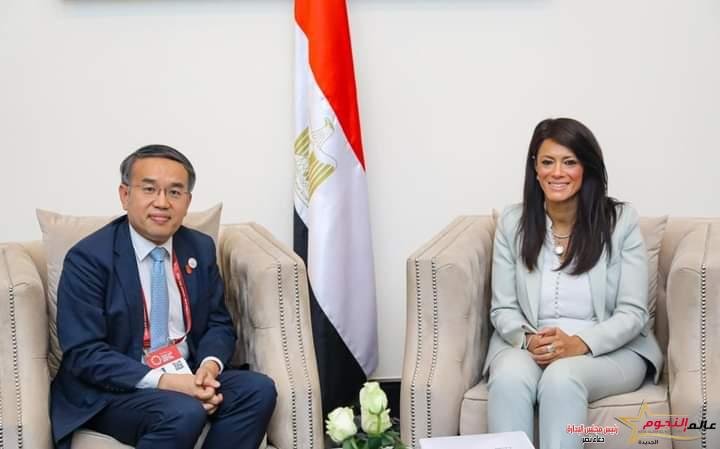 المشاط تلتقي وزير المالية والخزانة بهونج كونج خلال الاجتماعات السنوية للبنك الآسيوي بشرم الشيخ 1 المشاط تلتقي وزير المالية والخزانة بهونج كونج خلال الاجتماعات السنوية للبنك الآسيوي بشرم الشيخ