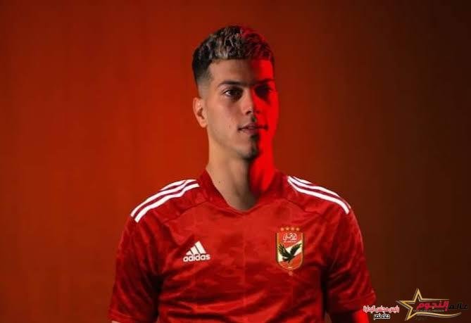 عاشور ضمن خيارات فيتوريا لمعسكر المنتخب فى أكتوبر