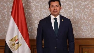 صبحي يطمئن على أعضاء فريق مركز شباب حلوان المصابين فى حادث انقلاب أتوبيس