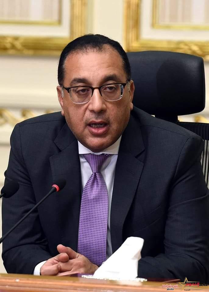 رئيس الوزراء يستعرض جهود اللجنة الطبية العليا والاستغاثات بمجلس الوزراء خلال الربع الثالث لعام 2023 