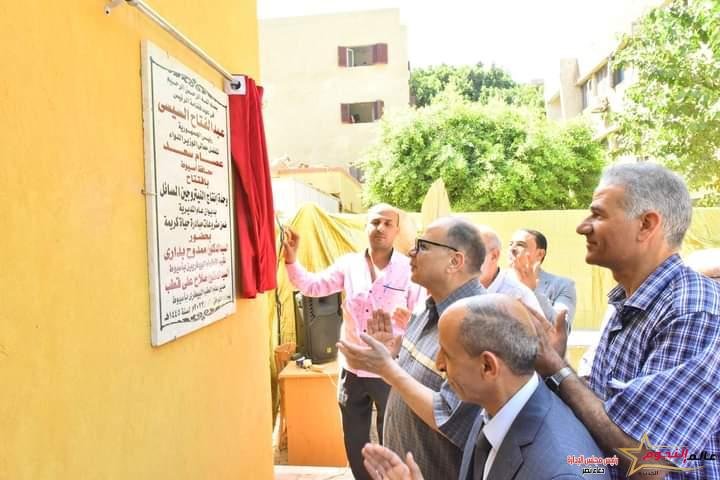 محافظ أسيوط يفتتح وحدة انتاج النيتروجين السائل بمديرية الطب البيطري بتكلفة 7 مليون جنيه 1 محافظ أسيوط يفتتح وحدة انتاج النيتروجين السائل بمديرية الطب البيطري بتكلفة 7 مليون جنيه